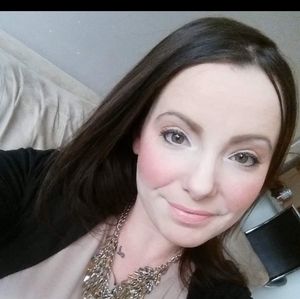 Meet your Posher, Brenda